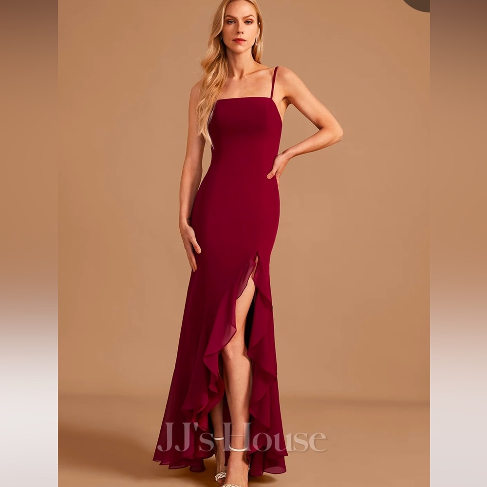 NWT Trumpet/Mermaid Square Floor-Length Chiffon Dress With Ruffle Sz 6